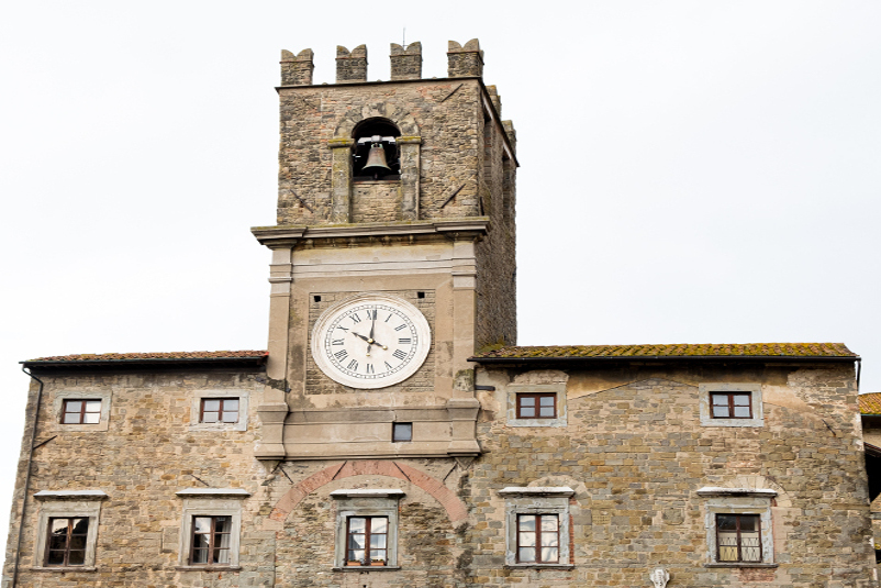 Foto dell’Orologio del Comune di Cortona restaurato